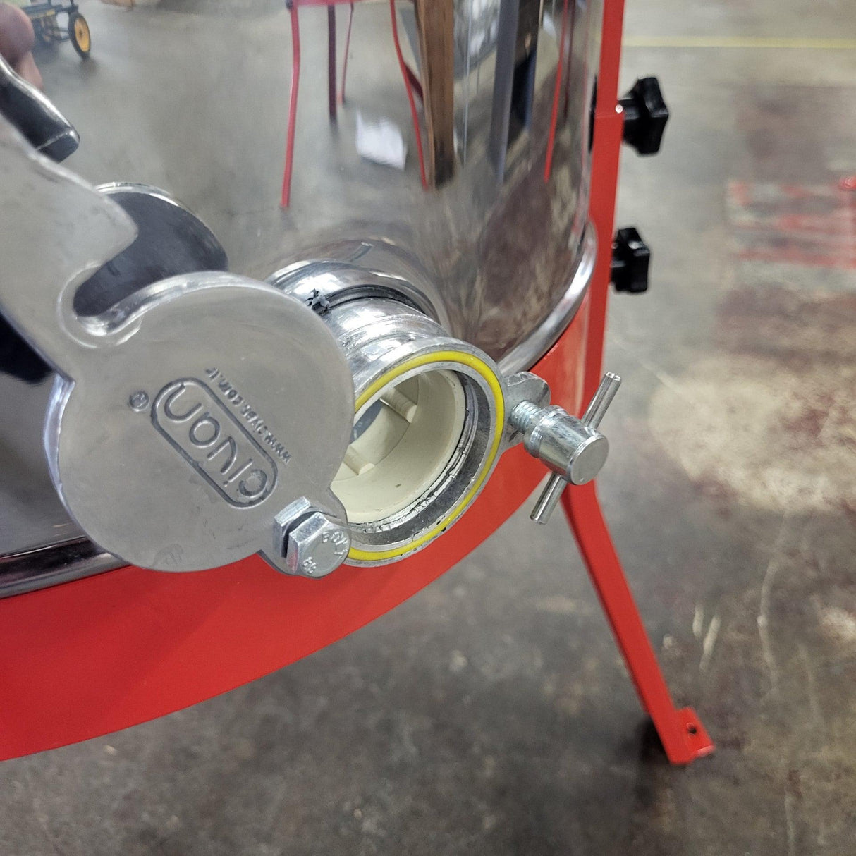 Civan Electric 9 Frame Honey Extractor 3t and 6r / 6r