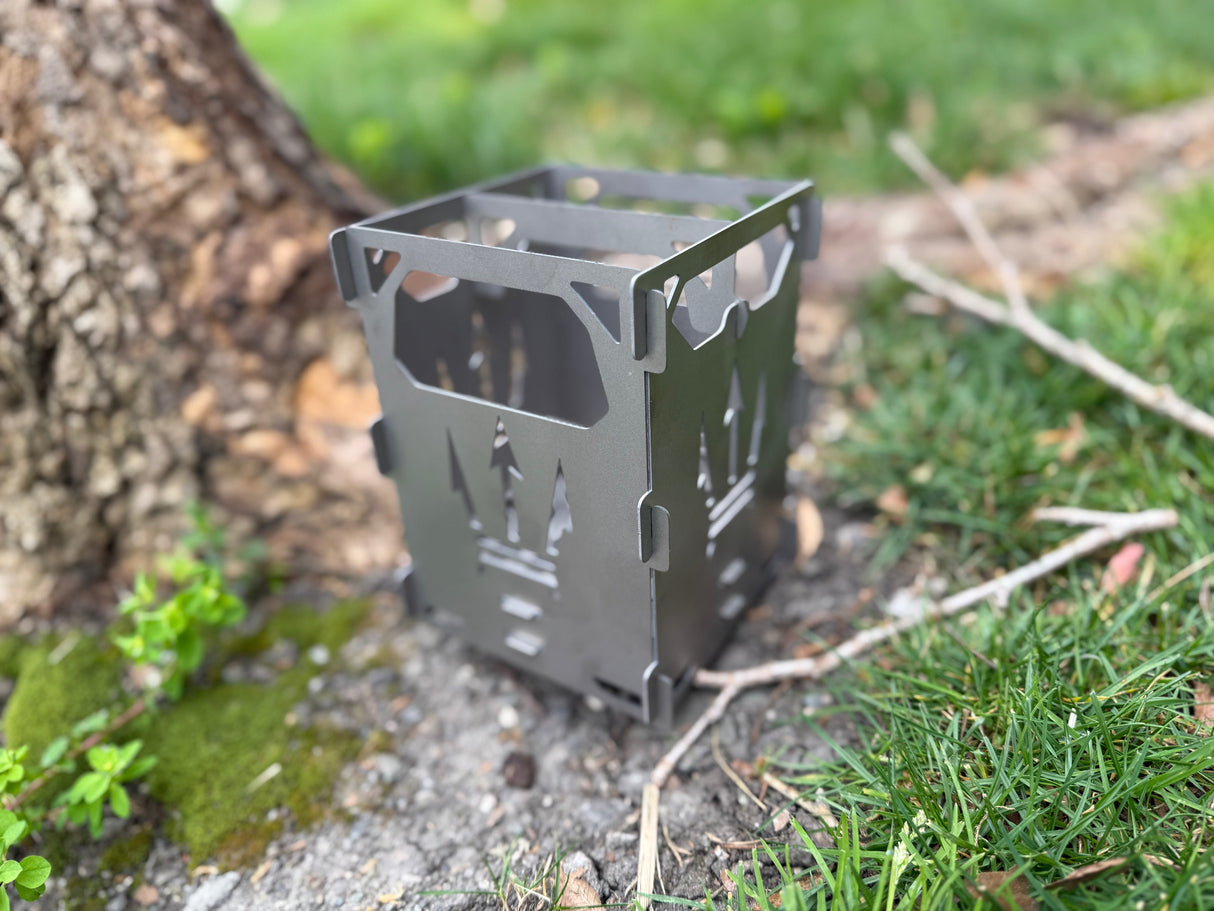 Ultra-Light Collapsible Titanium Pocket Stove by Maratac®