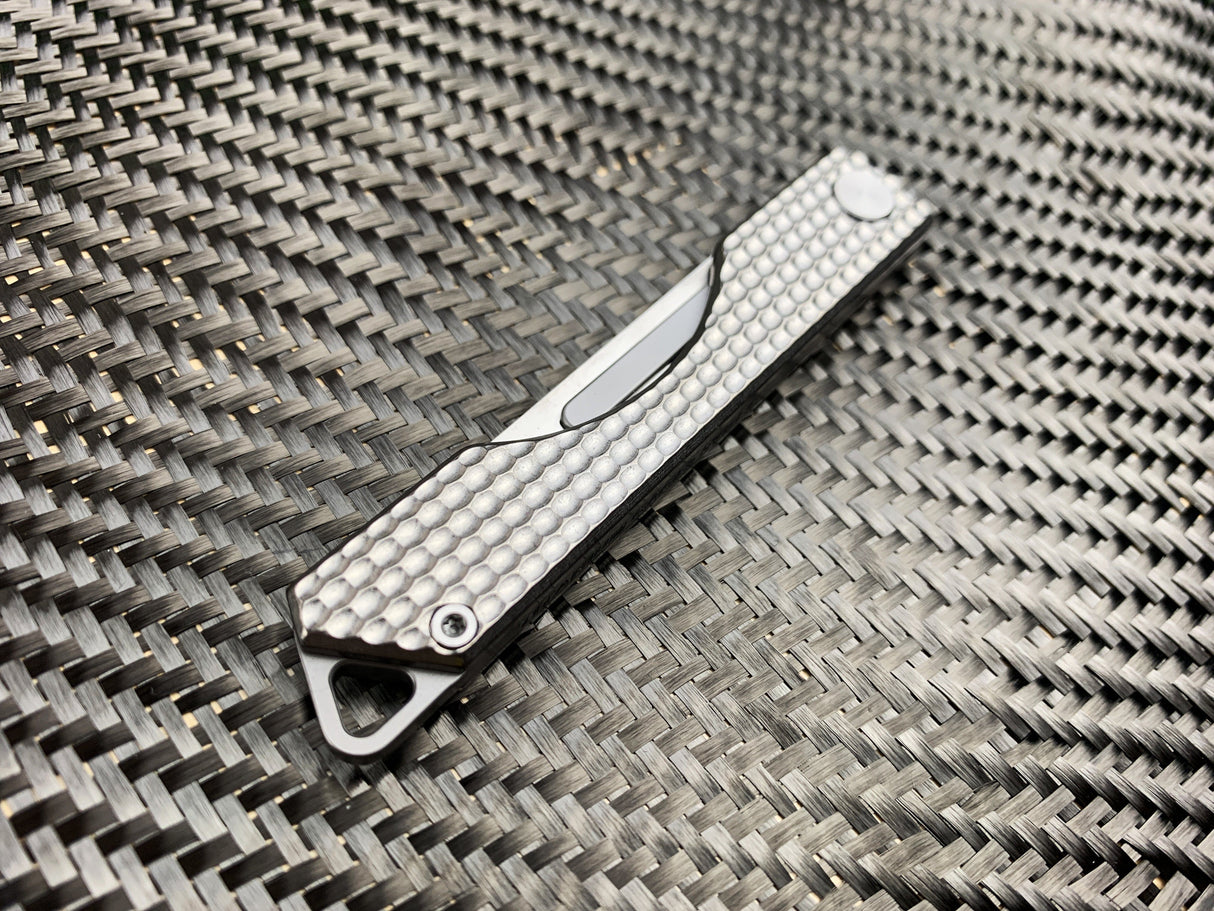 Folding Titanium Craft Scalpel Knife + Case + Spare Blades!
