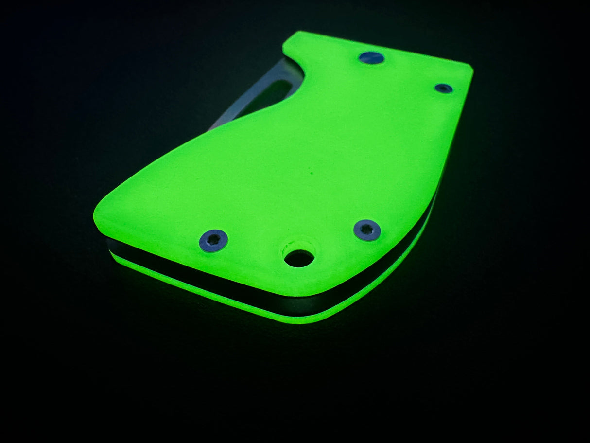 D2 Re-Action - Ti ( UGM GLOW ) Folder - Knife š„ Sale š„