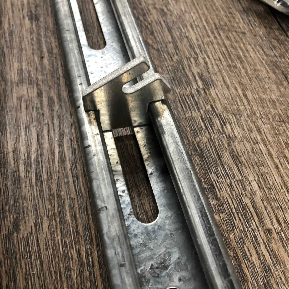 Twist‑Lok Keys