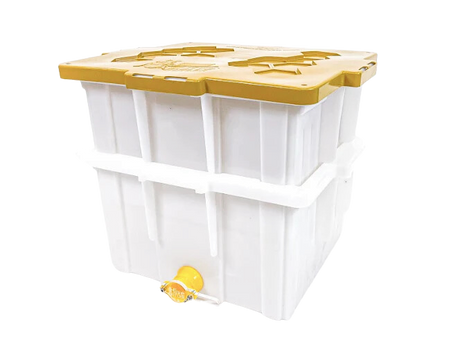 Hive Butler Swarm and Uncapping Tank