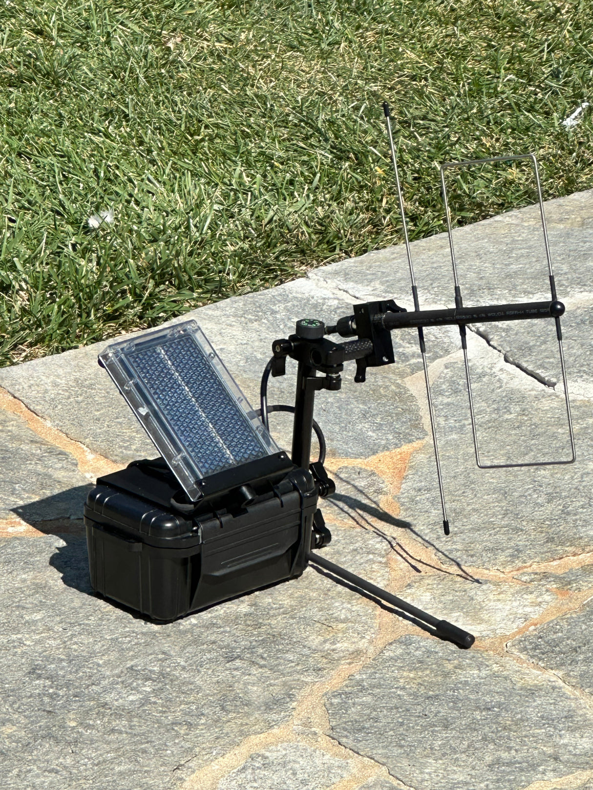 Titanium CUBE - SAT - UHF Direction Finding Antenna