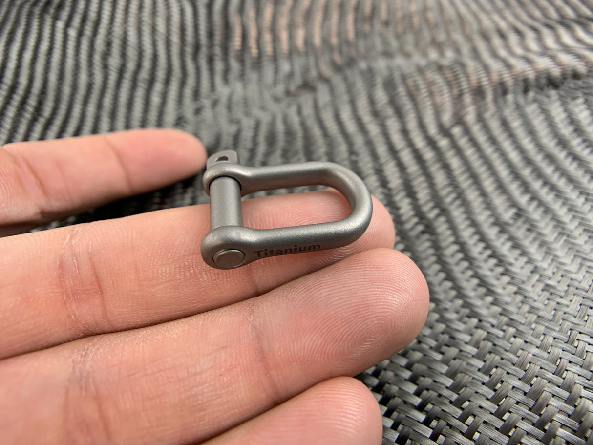 Titanium Gyve Rigging Shackle