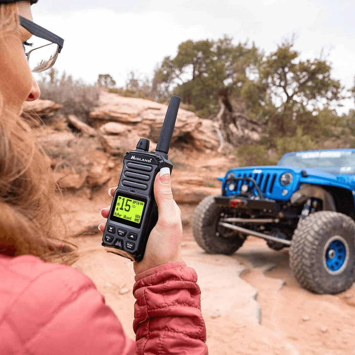 Midland GTX67 PRO - 5-Watt Two-Way GMRS Radio