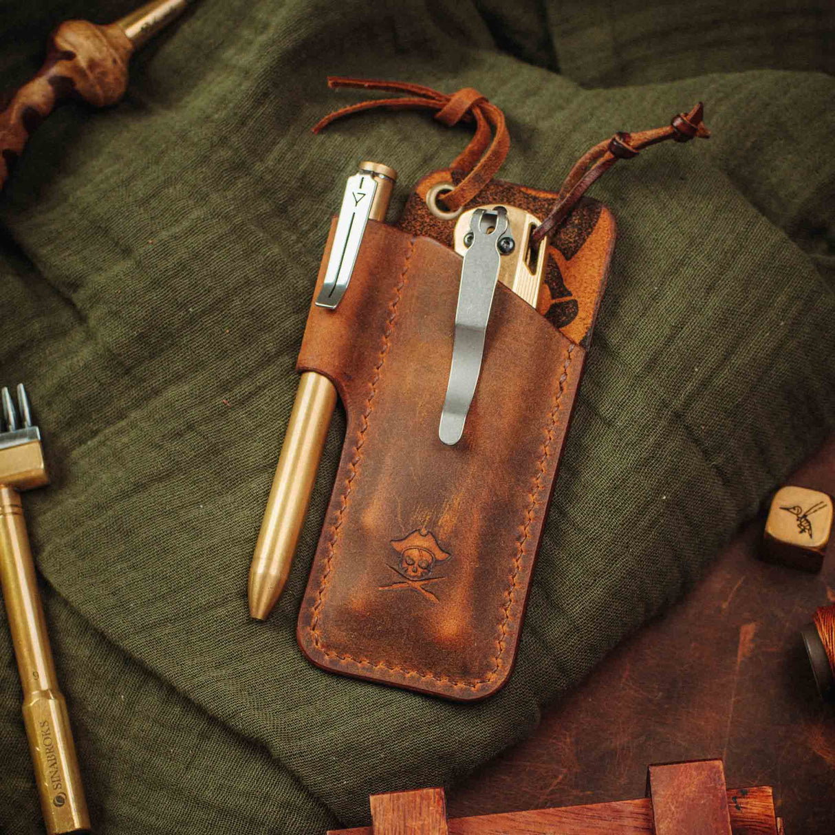 EDC Pocket Organizer - First Mate v3 | Leather Pocket Carrier